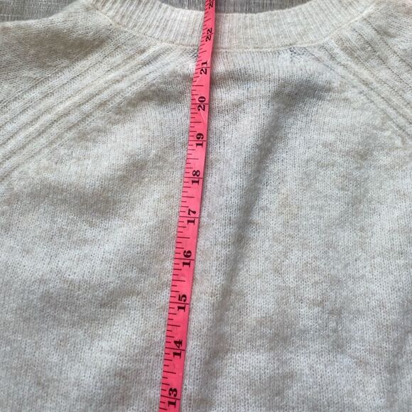 ASOS Vero Moda V-Neck Fuzzy Sweater Oatmeal Women’s Medium Preppy Classic Soft - Picture 9 of 10